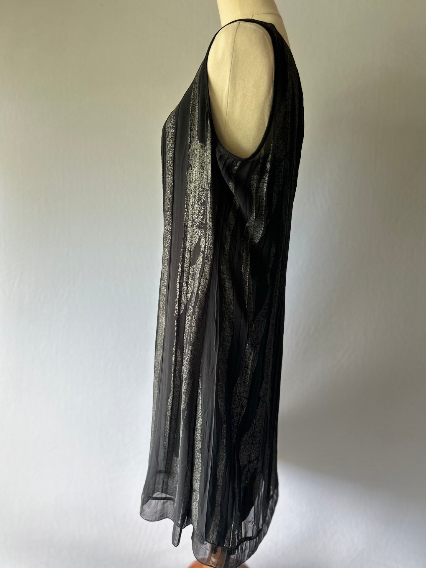 Black Sleeveless Chiffon Dress – Size 40 / US 10 / EUR 42