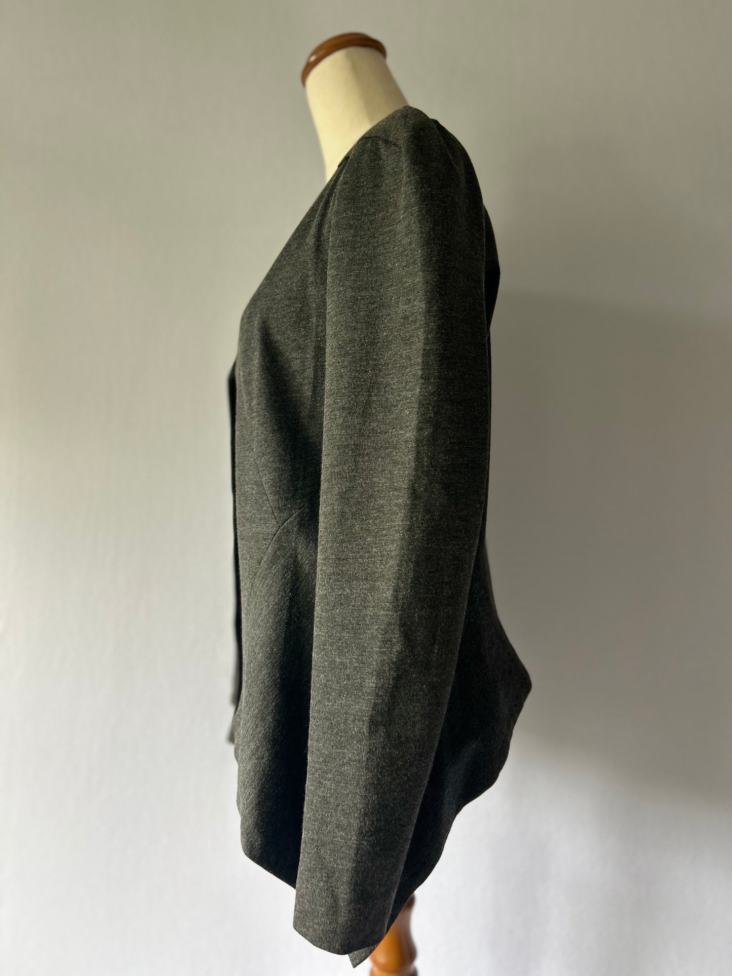 Carla Zampatti Australia Grey Ponte Knit Waterfall Blazer | Size 14