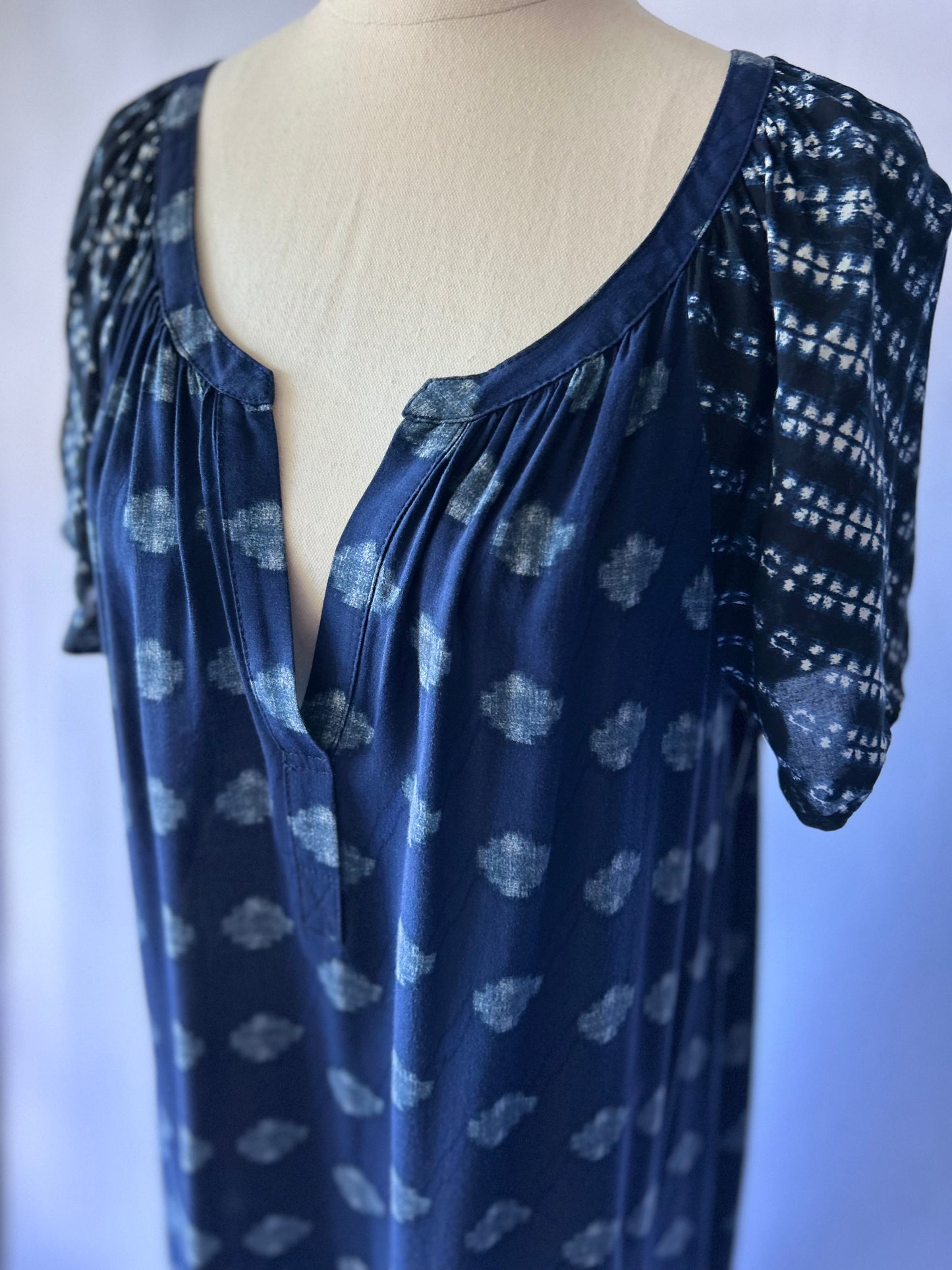 Velvet by Graham & Spencer Navy Printed Rayon Dress – Size S