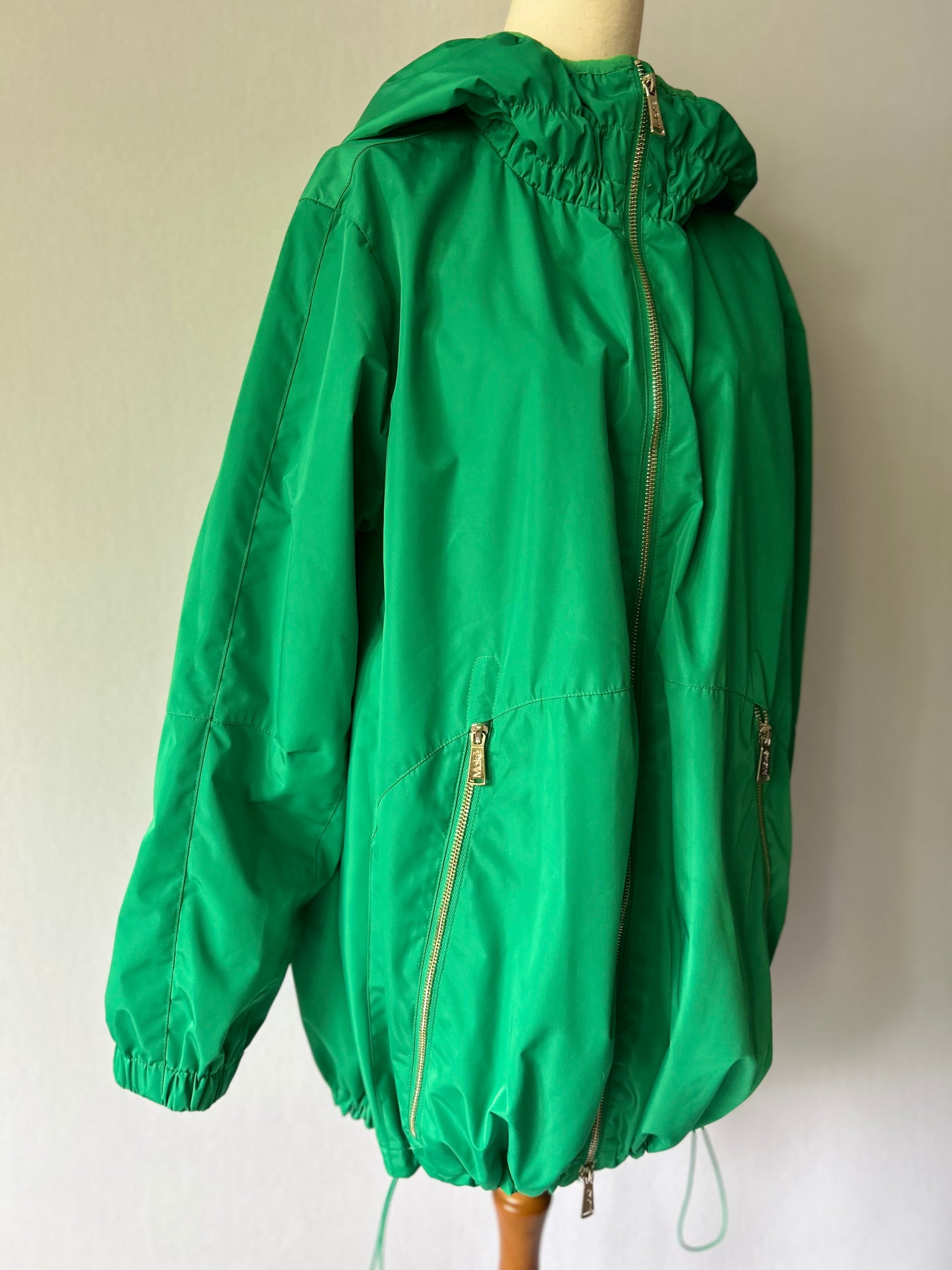 Moke Hooded  jacket Windbreaker & Rain Coat – Size L