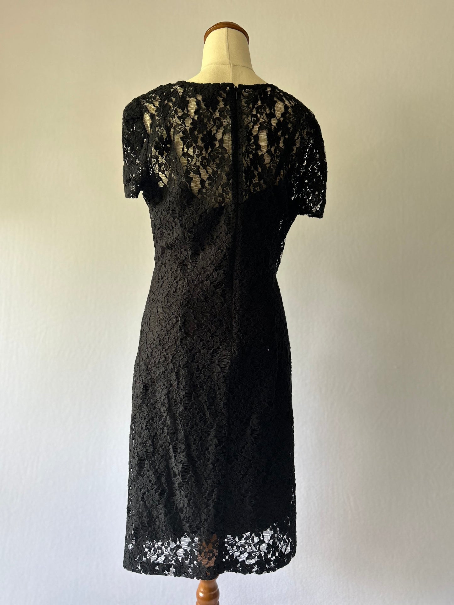 DKNY Black Stretch Lace Sheath Dress - Size 8 (Cotton Blend)